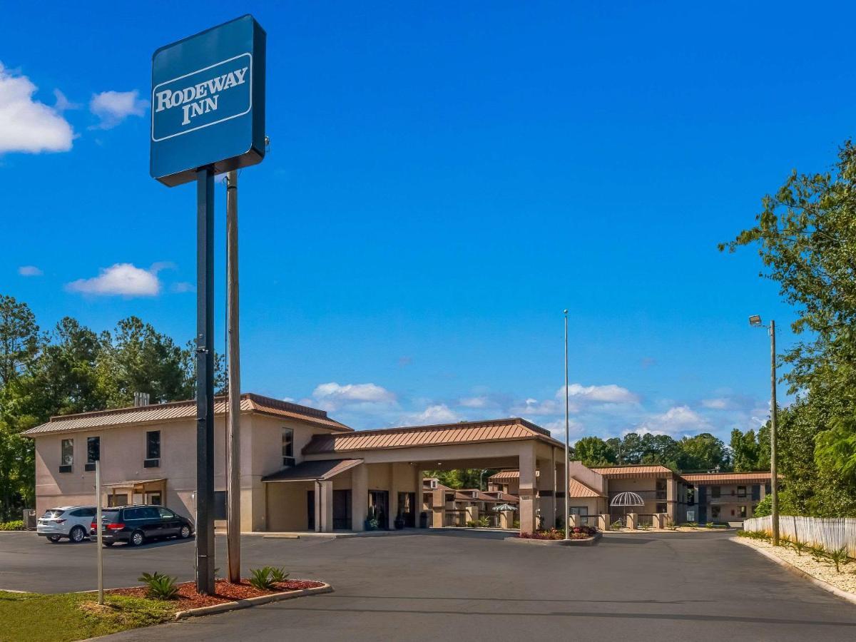גרינווד Rodeway Inn מראה חיצוני תמונה